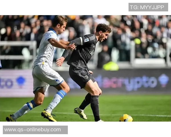 拜仁派球探考察费耶诺德19岁右后卫雷德引发关注 拜仁派球探考察费耶诺德19岁右后卫雷德引发关注