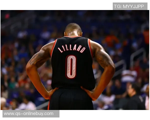 芬奇谈迪林厄姆缺席比赛原因强调战术灵活性与调整空间仍然充足 芬奇谈迪林厄姆缺席比赛原因强调战术灵活性与调整空间仍然充足