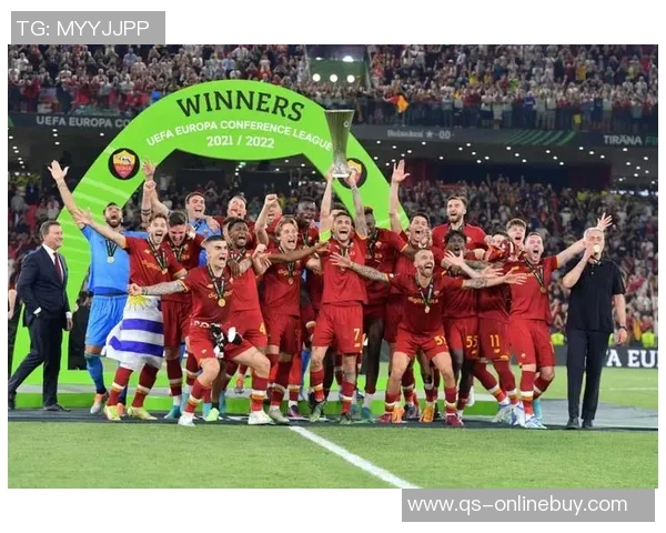 罗马计划优先续约曼奇尼与克里斯坦特以加强球队阵容稳定性